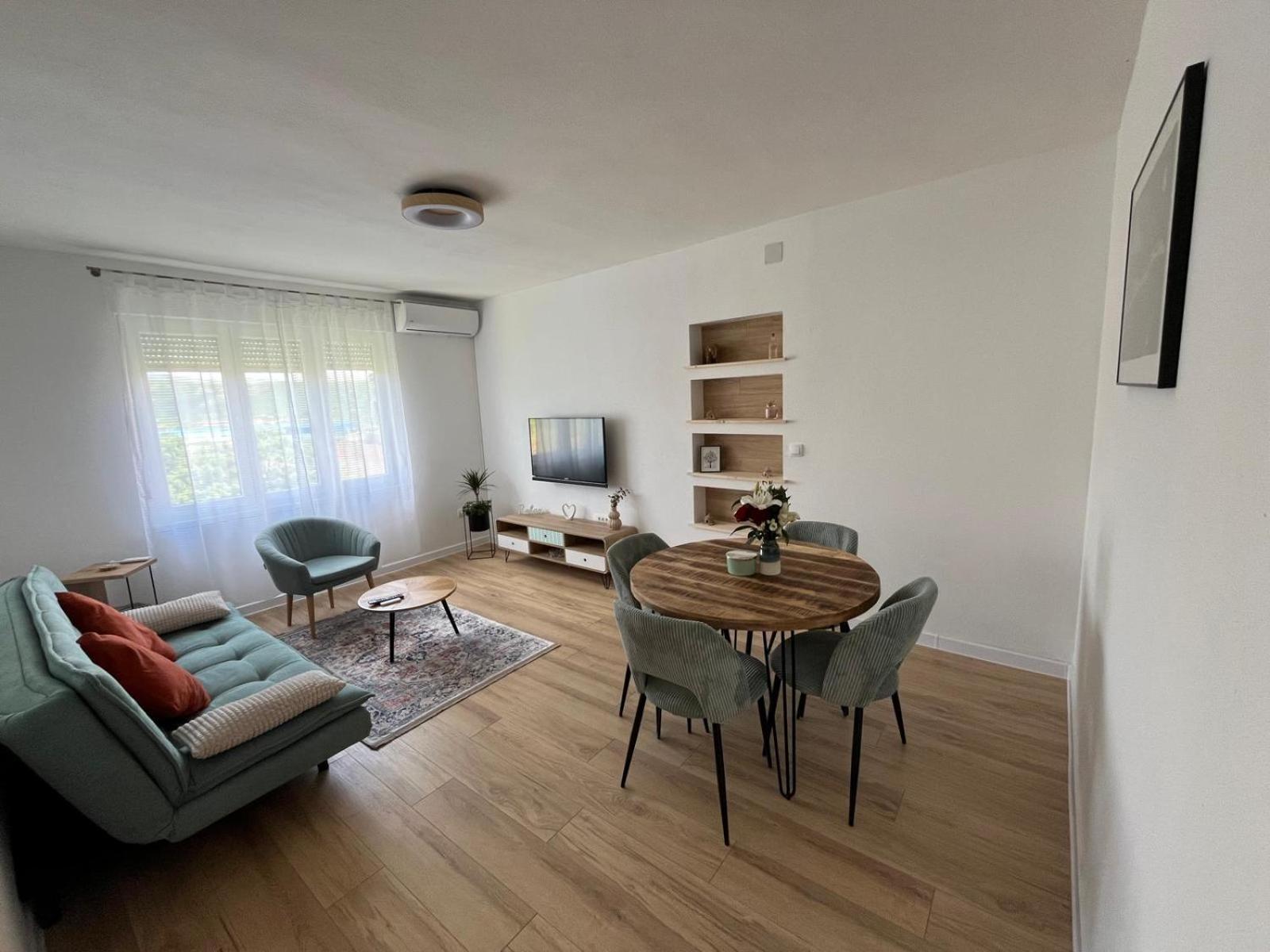 Tenen Apartamento *